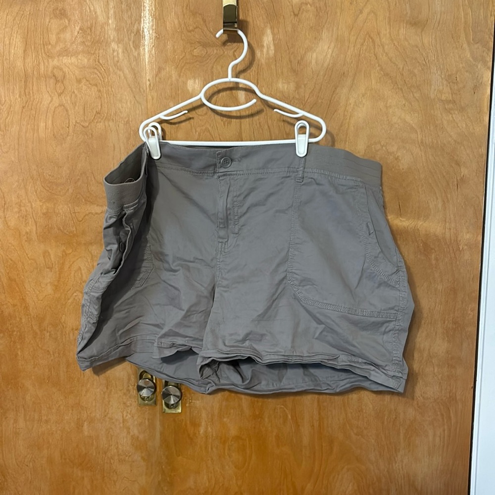 Khaki shorts